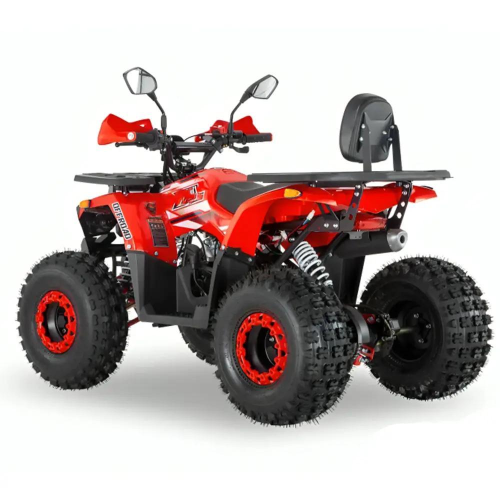 باجي بنزين 150 سي سي تواير 8 إنش متوفر باللون الأحمر أو الأسود.