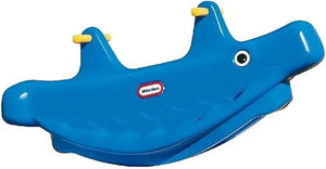 أرجوحة حوت كلاسيكية للأطفال باللون الأزرق من Little Tikes.