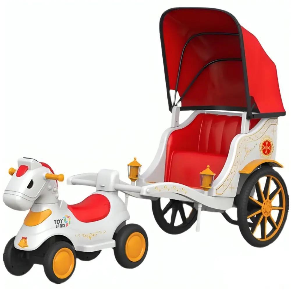 حصان لعب مع عربة للأطفال.